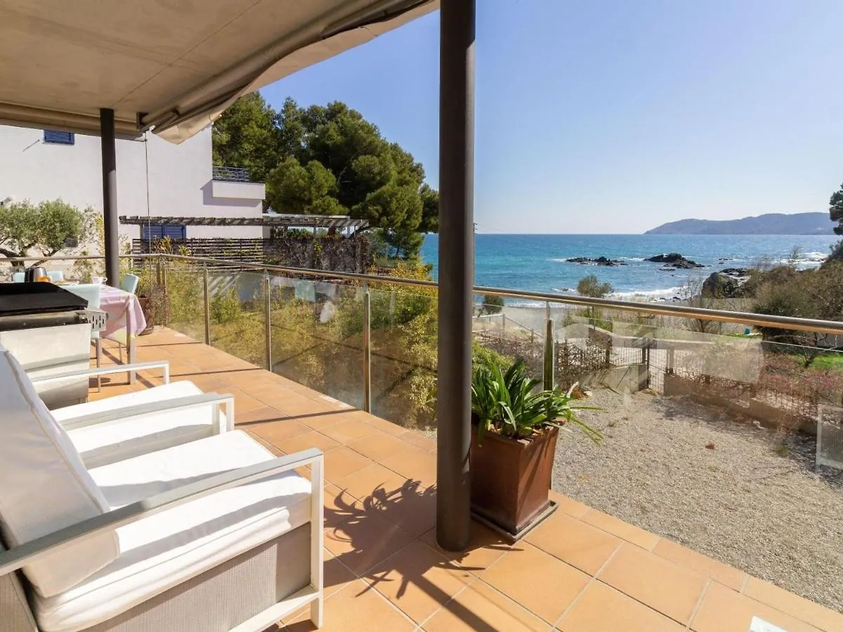 Apartamento De Lujo Frente Al Mar En Playa De La Tonyines, 3 Habitaciones, Terraza, Garaje Y Mas - Es-228-127 Llança Spanien