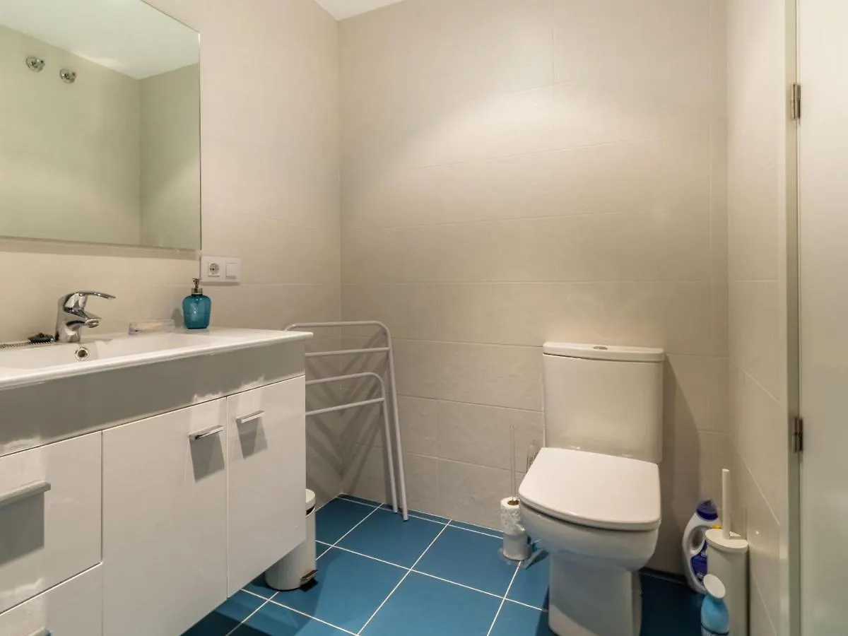 Apartamento De Lujo Frente Al Mar En Playa De La Tonyines, 3 Habitaciones, Terraza, Garaje Y Mas - Es-228-127 Llança 0*,  Spanien